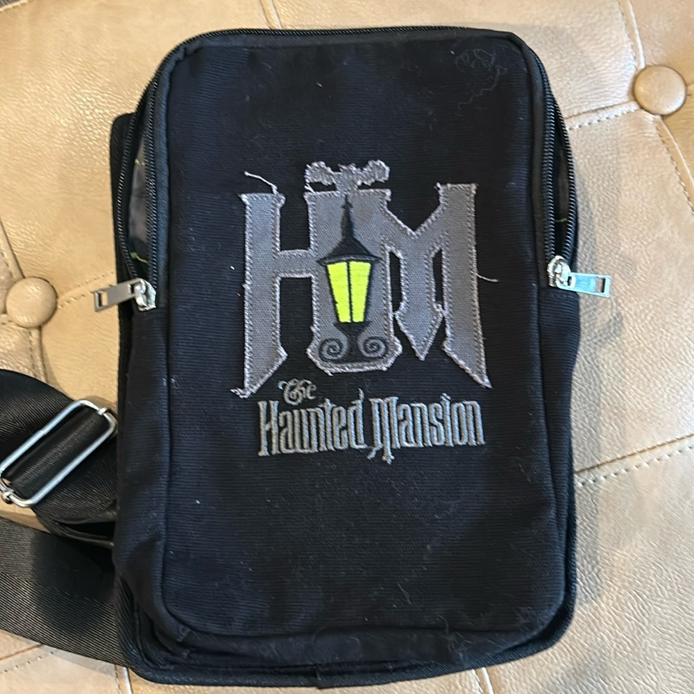 Disney’s haunted mansion one shoulder satchel adjustable in her pocket 16 x 8